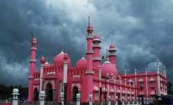 10 प्रसिद्ध भारतीय मस्जिदें 3